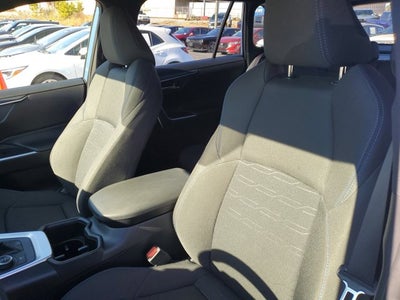 2025 Toyota RAV4 Hybrid SE